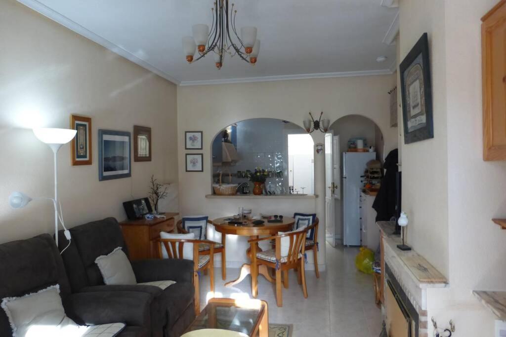 Maison Climatisee Avec Solarium, Wifi Et Piscine Dehesa de Campoamor  Exteriör bild